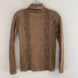 Boutique long sleeve